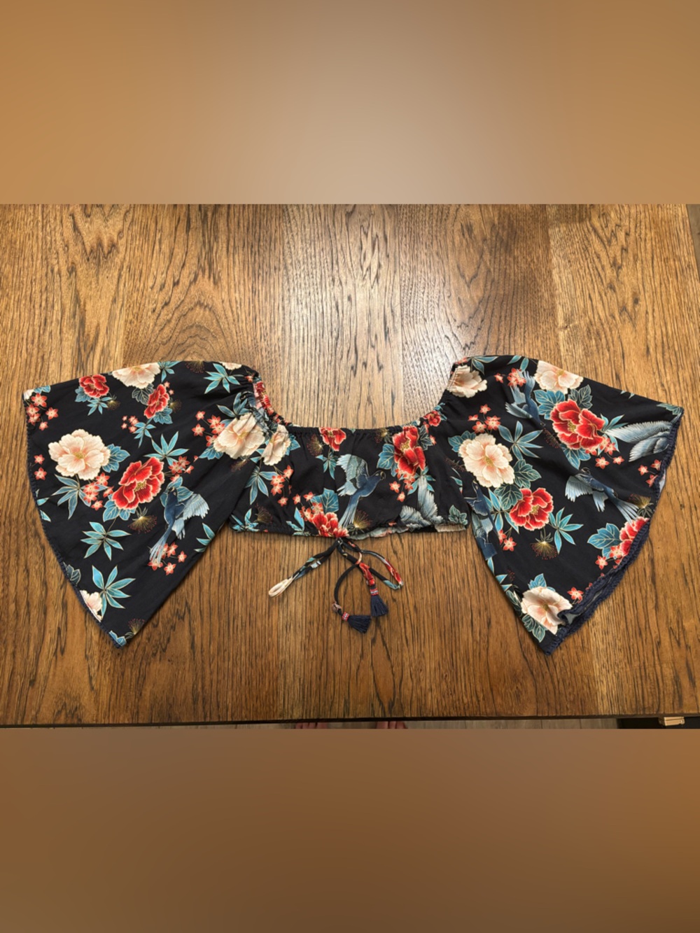 Farm Rio Tropical Bird Floral Off Shoulder Crop Top Tassel Tie Small - Picture 5 of 15